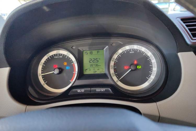Used Skoda Fabia 2016 1.4L Automatic Car Enjoy Edition Instrument Cluster