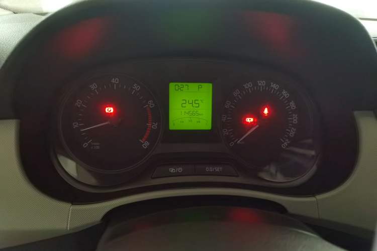 Used Skoda Fabia 2016 1.4L Automatic Car Enjoy Edition Instrument Cluster