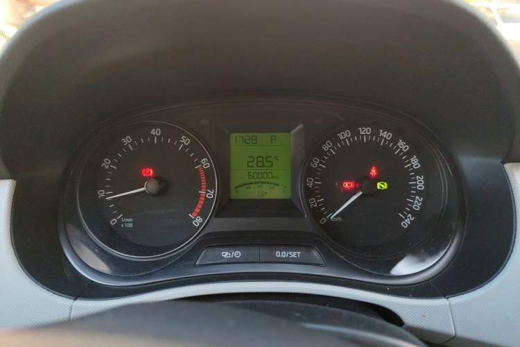 Used Skoda Fabia 2016 1.4L Automatic Car Enjoy Edition Instrument Cluster