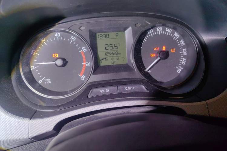 Used Skoda Fabia 2016 1.4L Automatic Car Enjoy Edition Instrument Cluster