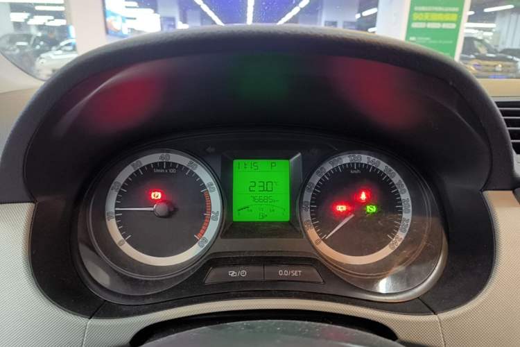 Used Skoda Fabia 2016 1.4L Automatic Car Enjoy Edition Instrument Cluster