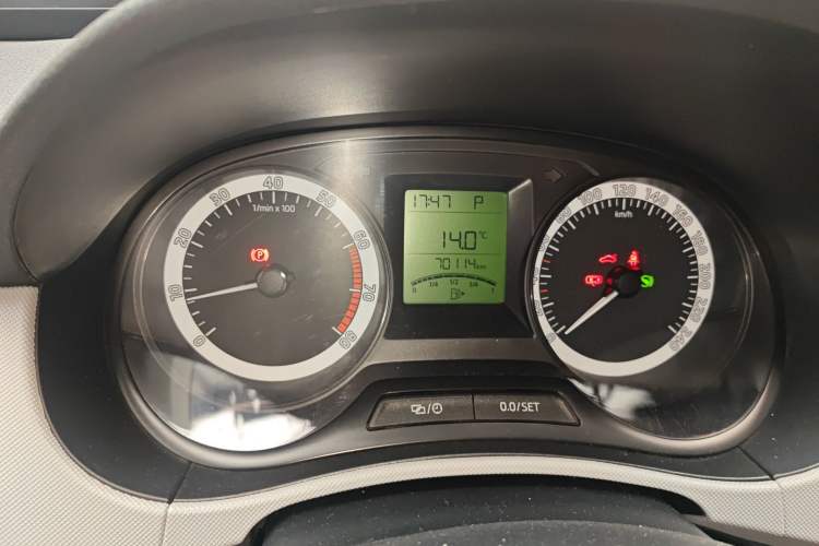 Used Skoda Fabia 2016 1.4L Automatic Car Enjoy Edition Instrument Cluster
