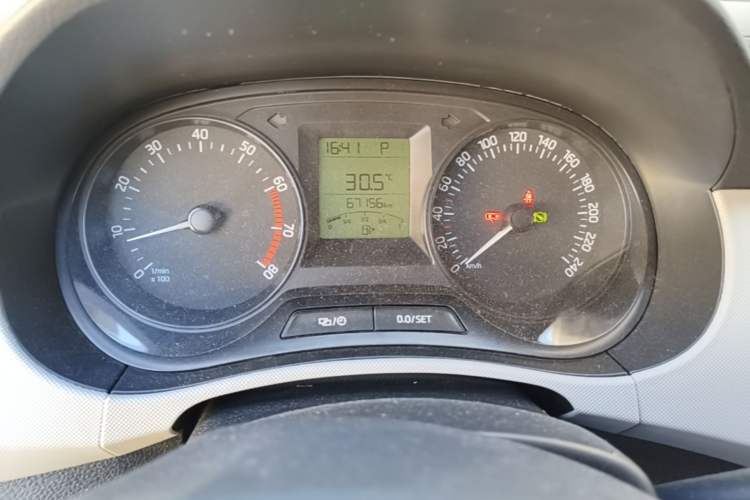 Used Skoda Fabia 2016 1.4L Automatic Car Enjoy Edition Instrument Cluster