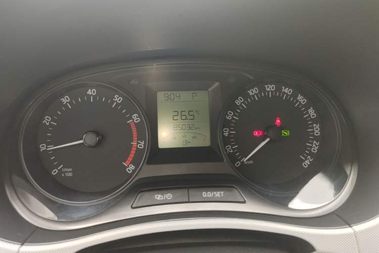 Used Skoda Fabia 2016 1.4L Automatic Car Enjoy Edition Instrument Cluster