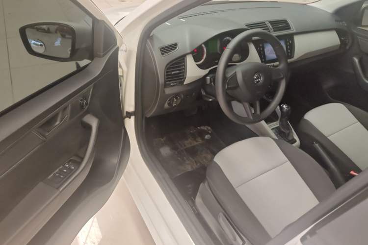 Used Skoda Fabia 2016 1.4L Automatic Car Enjoy Edition Interior 2