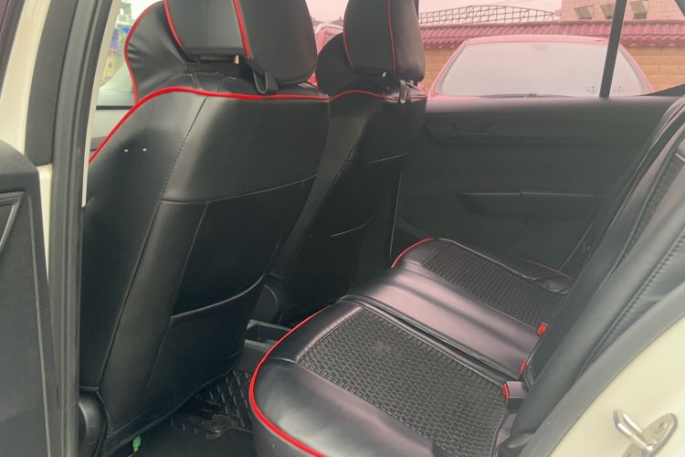 Used Skoda Fabia 2016 1.4L Automatic Car Enjoy Edition Interior 3