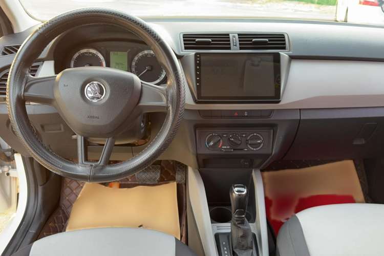 Used Skoda Fabia 2016 1.4L Automatic Car Enjoy Edition Interior 3