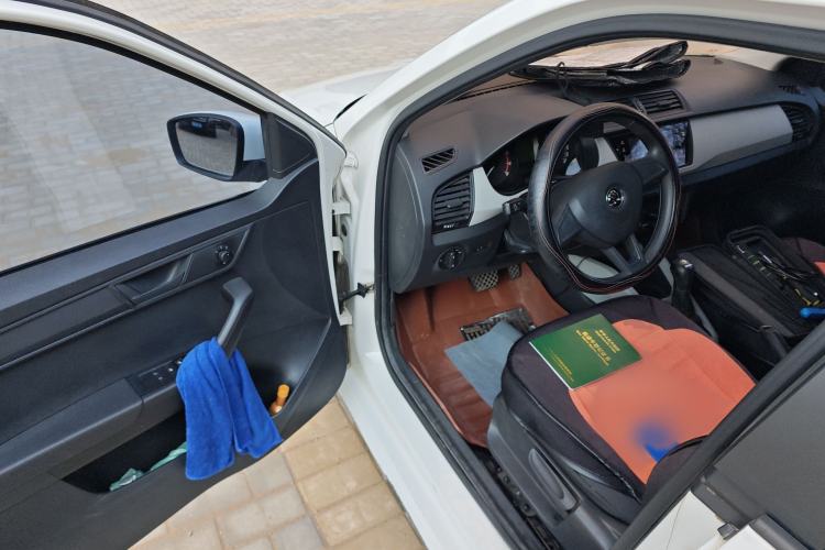 Used Skoda Fabia 2016 1.4L Automatic Car Enjoy Edition Interior 3