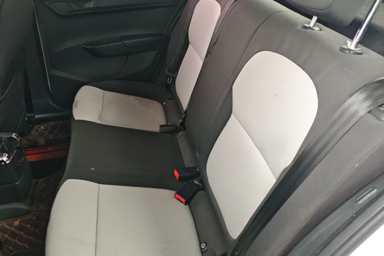 Used Skoda Fabia 2016 1.4L Automatic Car Enjoy Edition Interior 4