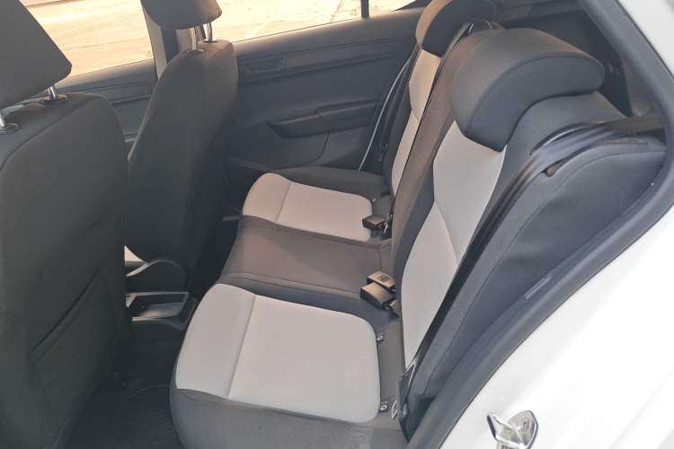 Used Skoda Fabia 2016 1.4L Automatic Car Enjoy Edition Interior 4