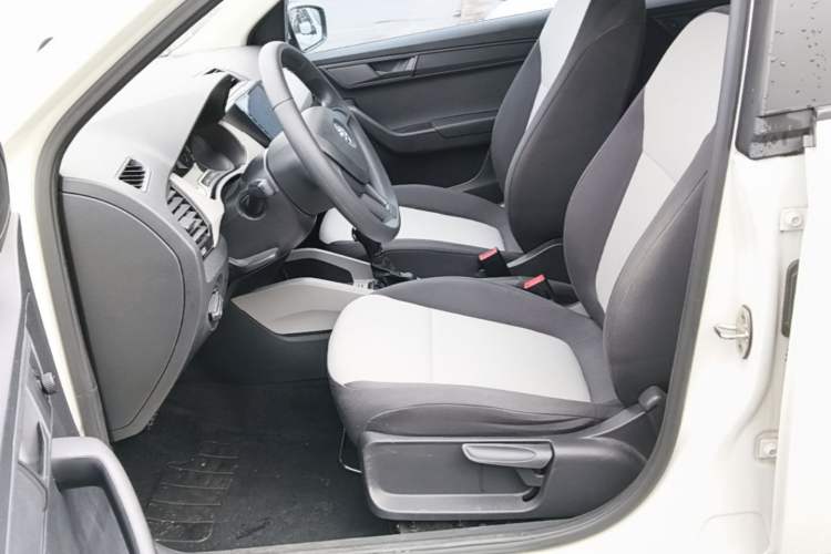 Used Skoda Fabia 2016 1.4L Automatic Car Enjoy Edition Left Front Seat
