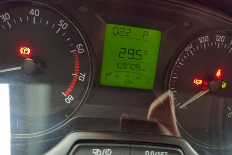 Used Skoda Fabia 2016 1.4L Automatic Car Enjoy Edition Odometer Close Up