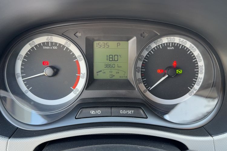 Used Skoda Fabia 2016 1.4L Automatic Car Enjoy Edition Odometer Close Up