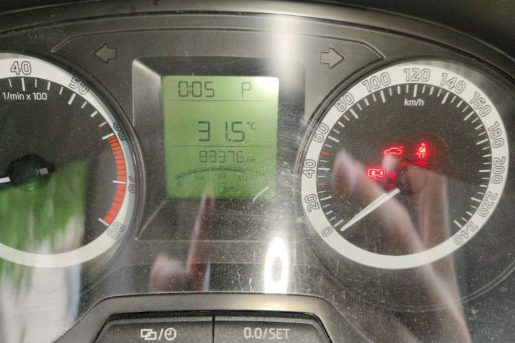 Used Skoda Fabia 2016 1.4L Automatic Car Enjoy Edition Odometer Close Up