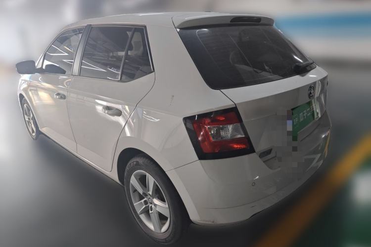 Used Skoda Fabia 2016 1.4L Automatic Car Enjoy Edition Rear Left 45 Deg