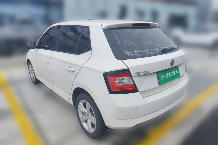Used Skoda Fabia 2016 1.4L Automatic Car Enjoy Edition Rear Left 45 Deg