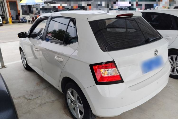 Used Skoda Fabia 2016 1.4L Automatic Car Enjoy Edition Rear Left 45 Deg