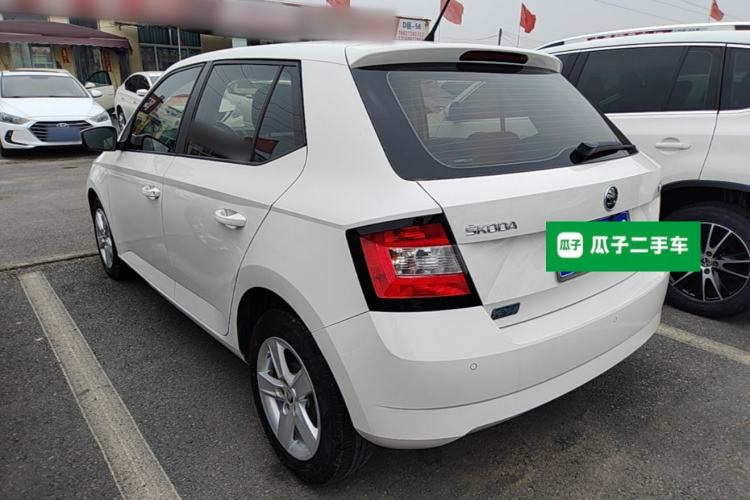 Used Skoda Fabia 2016 1.4L Automatic Car Enjoy Edition Rear Left 45 Deg