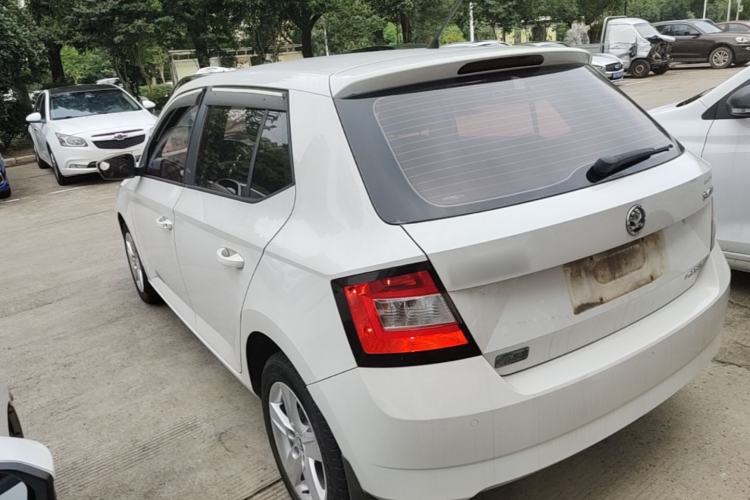 Used Skoda Fabia 2016 1.4L Automatic Car Enjoy Edition Rear Left 45 Deg