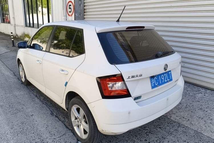 Used Skoda Fabia 2016 1.4L Automatic Car Enjoy Edition Rear Left 45 Deg