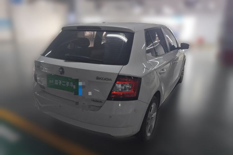 Used Skoda Fabia 2016 1.4L Automatic Car Enjoy Edition Rear Right 45 Deg