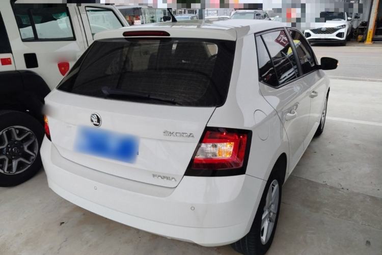 Used Skoda Fabia 2016 1.4L Automatic Car Enjoy Edition Rear Right 45 Deg
