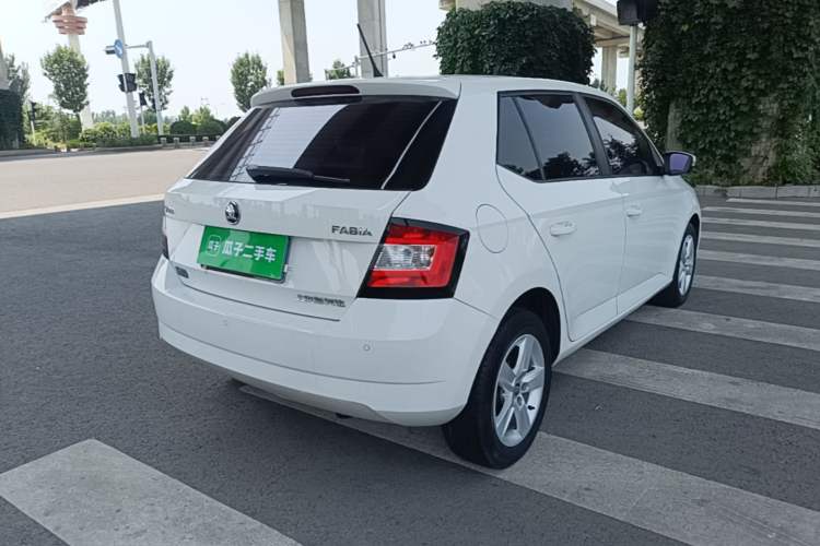 Used Skoda Fabia 2016 1.4L Automatic Car Enjoy Edition Rear Right 45 Deg