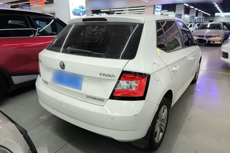 Used Skoda Fabia 2016 1.4L Automatic Car Enjoy Edition Rear Right 45 Deg