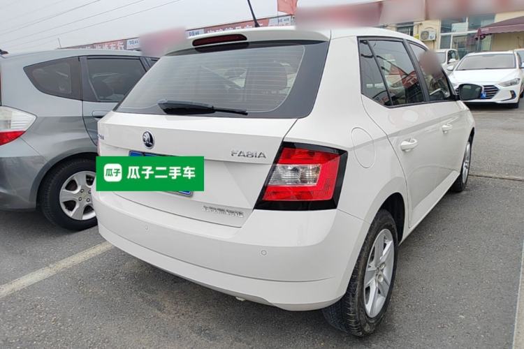 Used Skoda Fabia 2016 1.4L Automatic Car Enjoy Edition Rear Right 45 Deg