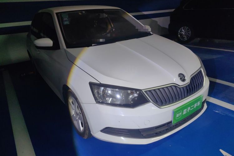 Used Skoda Fabia 2016 1.4L Automatic Car Enjoy Edition Right Front Headlight