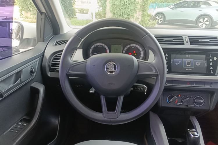 Used Skoda Fabia 2016 1.4L Automatic Car Enjoy Edition Steering Wheel