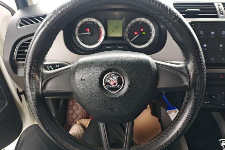 Used Skoda Fabia 2016 1.4L Automatic Car Enjoy Edition Steering Wheel