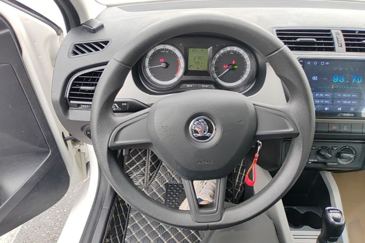 Used Skoda Fabia 2016 1.4L Automatic Car Enjoy Edition Steering Wheel