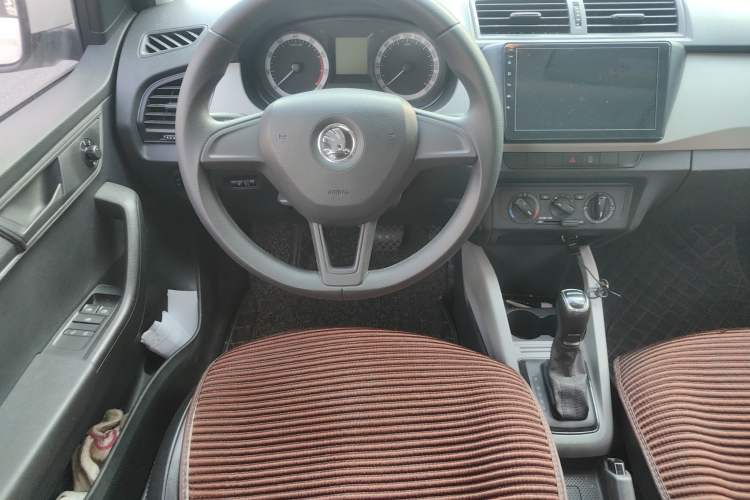 Used Skoda Fabia 2016 1.4L Automatic Car Enjoy Edition Steering Wheel