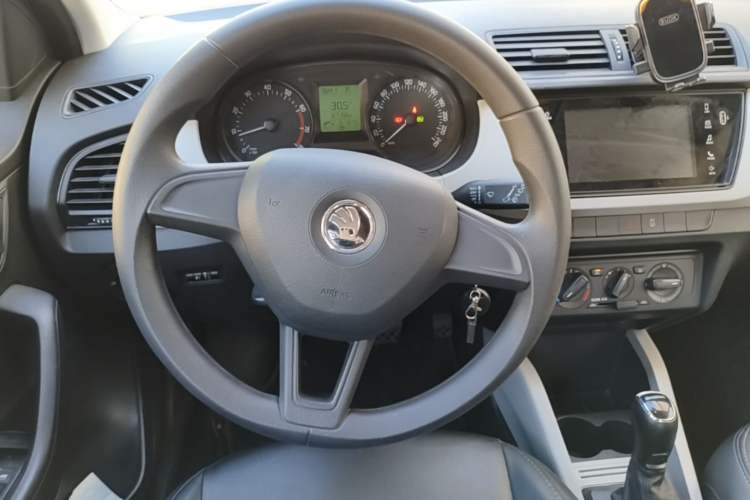 Used Skoda Fabia 2016 1.4L Automatic Car Enjoy Edition Steering Wheel