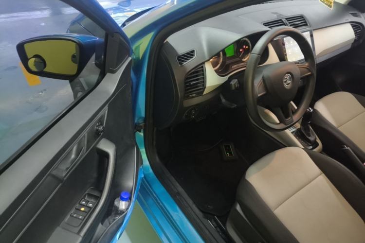 Used Skoda Fabia 2017 1.4L Automatic Car Enjoy Edition Driver Seat