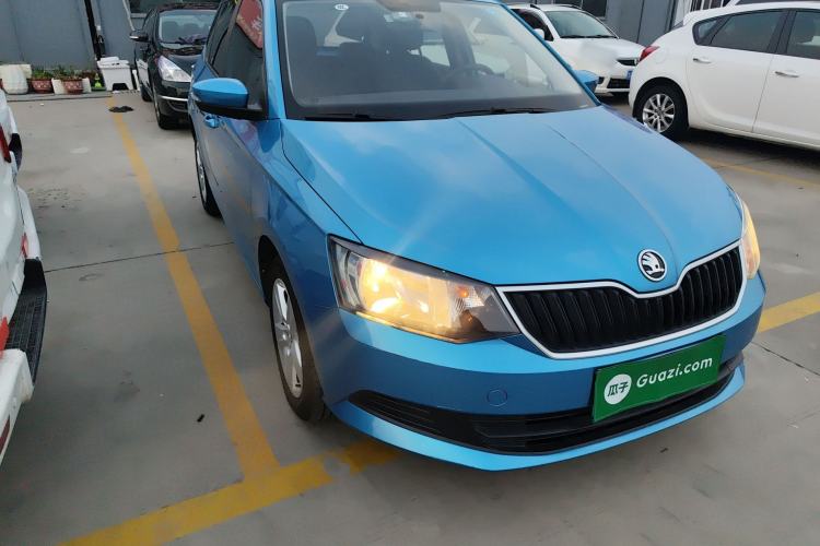 Used Skoda Fabia 2017 1.4L Automatic Car Enjoy Edition Front Right 45 Deg