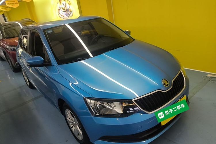 Used Skoda Fabia 2017 1.4L Automatic Car Enjoy Edition Front Right 45 Deg