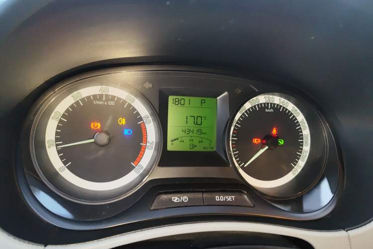 Used Skoda Fabia 2017 1.4L Automatic Car Enjoy Edition Instrument Cluster