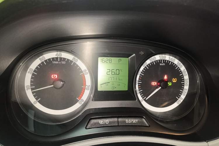 Used Skoda Fabia 2017 1.4L Automatic Car Enjoy Edition Instrument Cluster