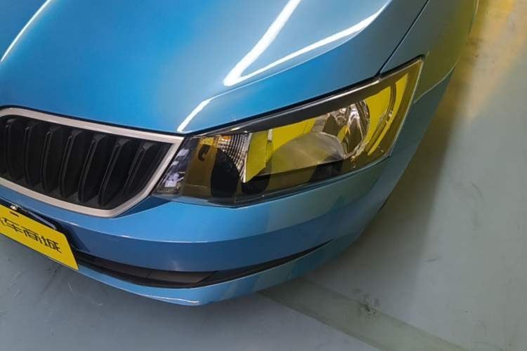 Used Skoda Fabia 2017 1.4L Automatic Car Enjoy Edition Left Front Headlight