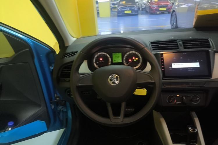 Used Skoda Fabia 2017 1.4L Automatic Car Enjoy Edition Steering Wheel