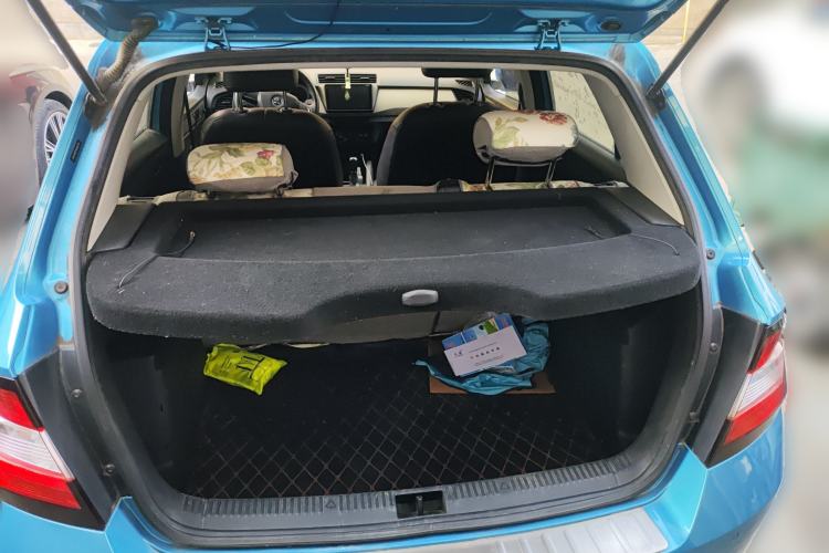 Used Skoda Fabia 2017 1.4L Automatic Front-Drive Model Trunk
