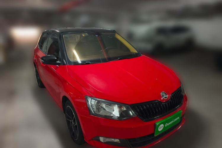 Used Skoda Fabia 2017 1.6L Automatic Sport Edition Front Right 45 Deg