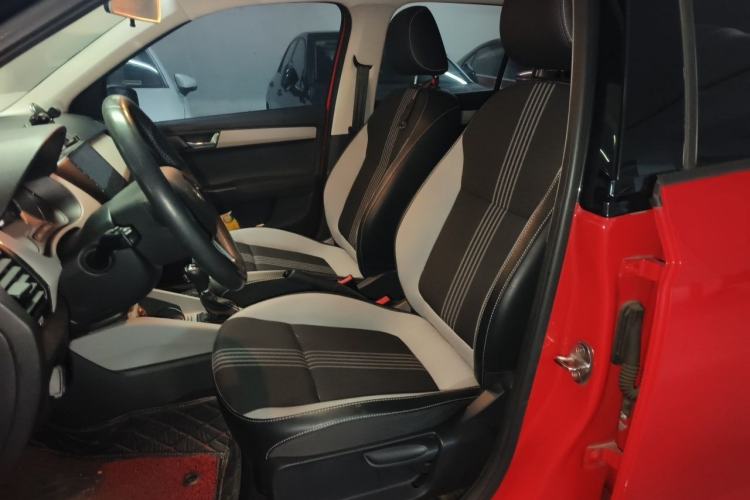 Used Skoda Fabia 2017 1.6L Automatic Sport Edition Left Front Seat