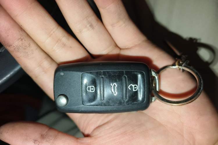 Used Skoda Fabia 2017 1.6L Automatic Sport Edition Vehicle Key