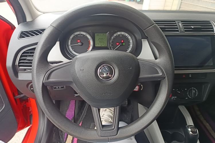 Used Skoda Fabia 2017 1.4L Automatic Car Enjoy Edition Steering Wheel