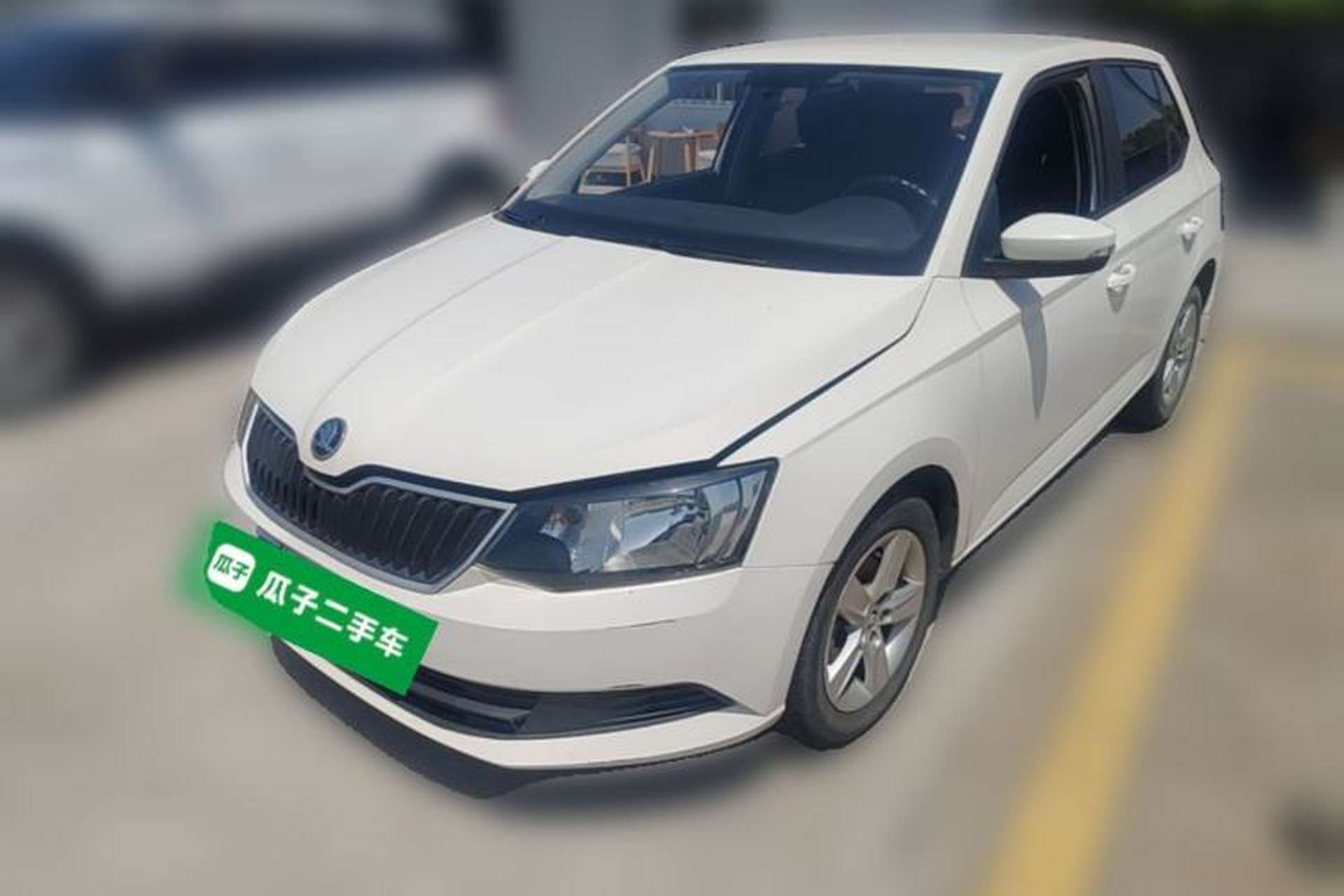 Used Skoda Fabia 2017 1.4L Automatic Car Enjoy Edition Front Left 45 Deg