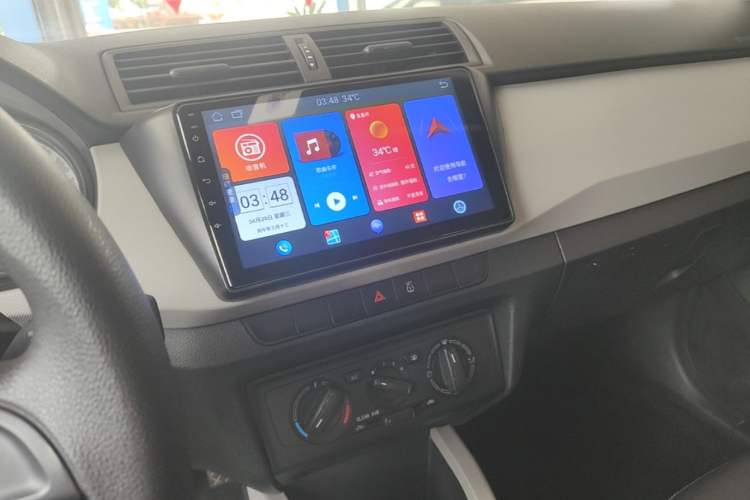 Used Skoda Fabia 2017 1.4L Automatic Car Enjoy Edition Audio And AC Panel