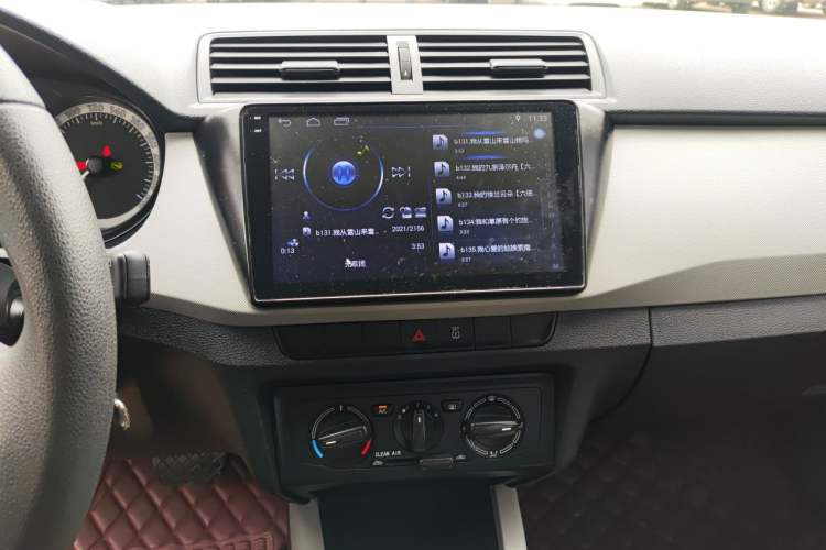 Used Skoda Fabia 2017 1.4L Automatic Car Enjoy Edition Audio And AC Panel